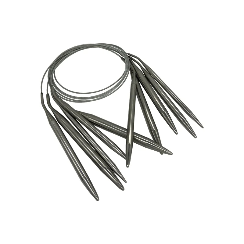Diverse set of circular knitting needles made of stainless steel of various diameters