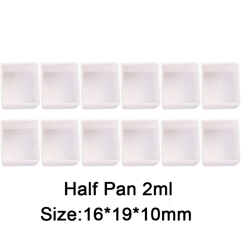 Plastic half-pans packed in sets of 25, 50, and 100 pieces
