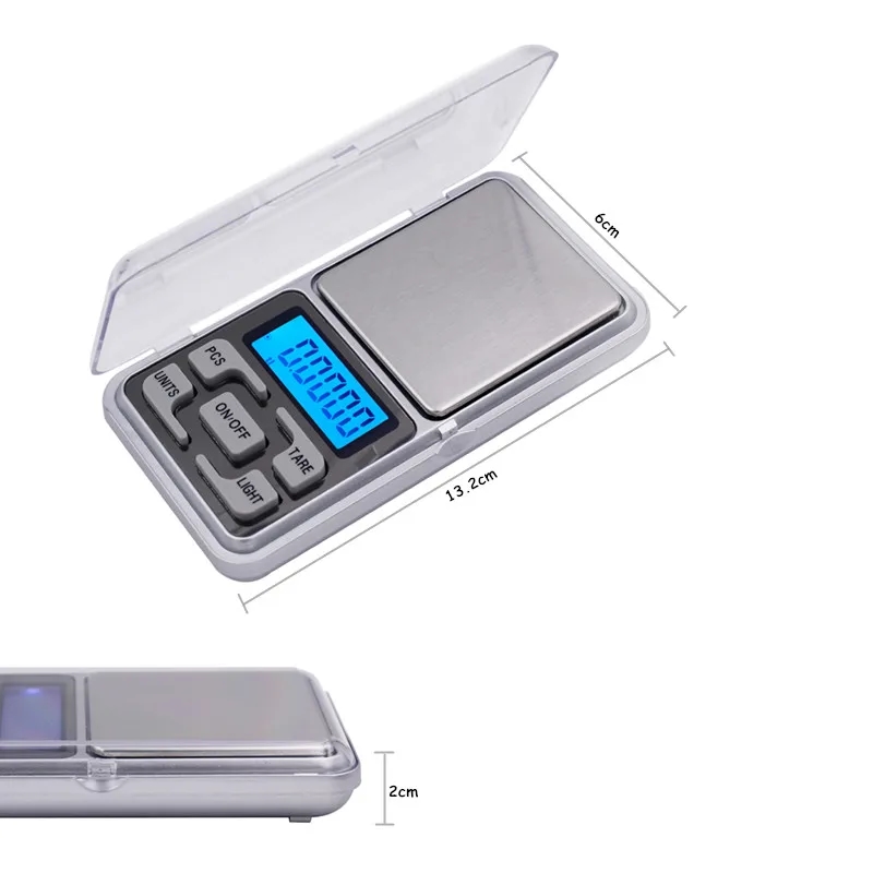 Measuring the weight of jewelry on digital scales