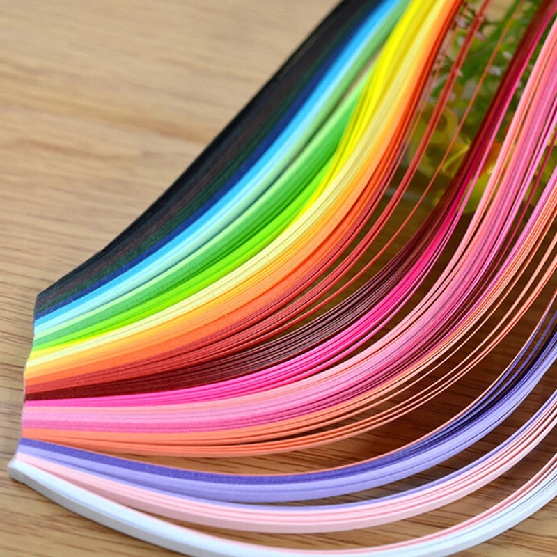 Quilling materials, strips of different colors
