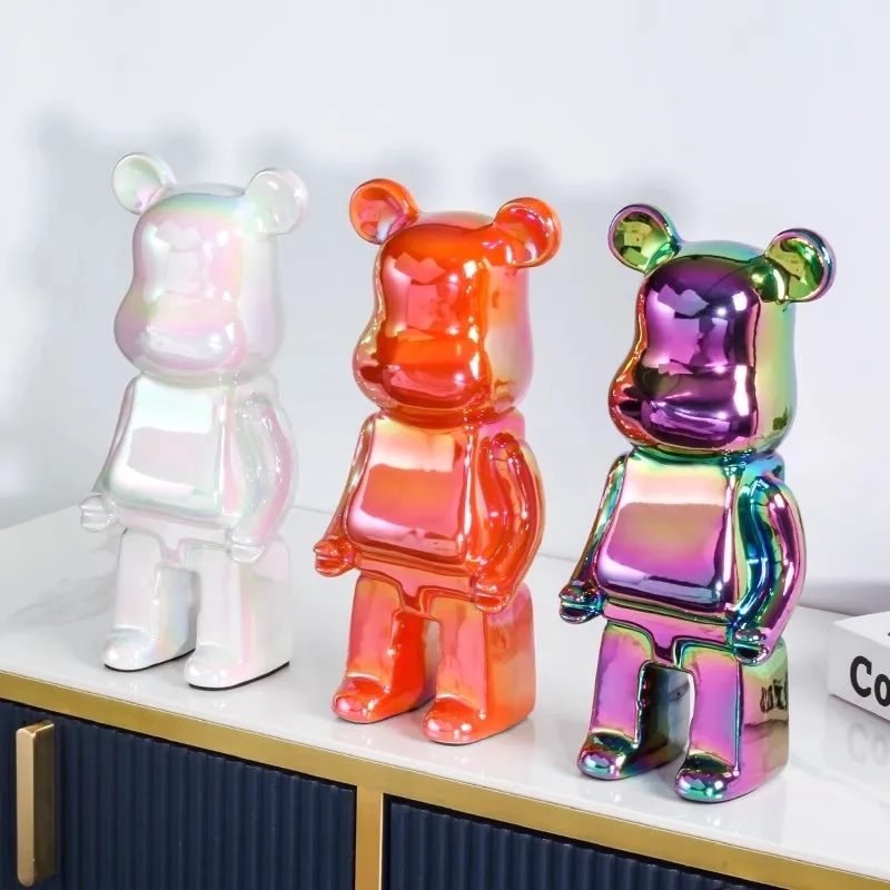Bright bear sculpture with a bold expression on its muzzle