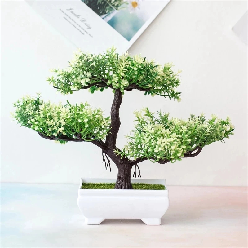 Árvore bonsai artificial se integrando organicamente ao interior da cozinha
