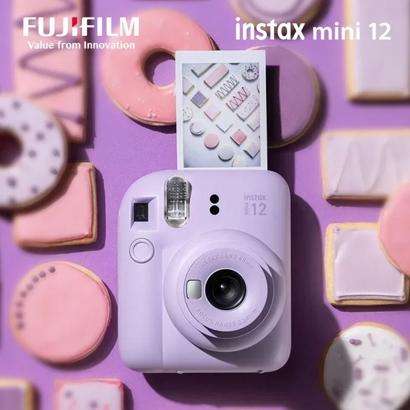 Includes 40 films for creating bright memories anytime