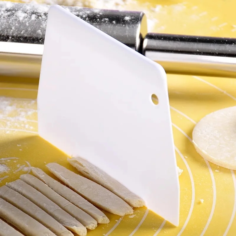 Spatula is ideal for working with various types of dough and creams