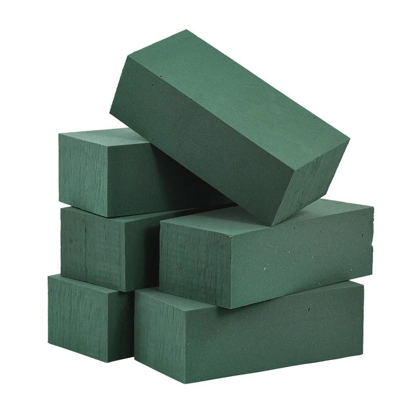 Set of floristic sponges for floral arrangements