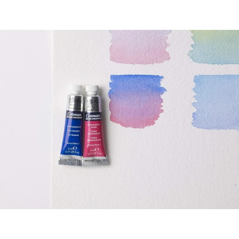 Diverses couleurs des peintures acryliques Winsor & Newton Cotman, adaptées à différentes tâches créatives