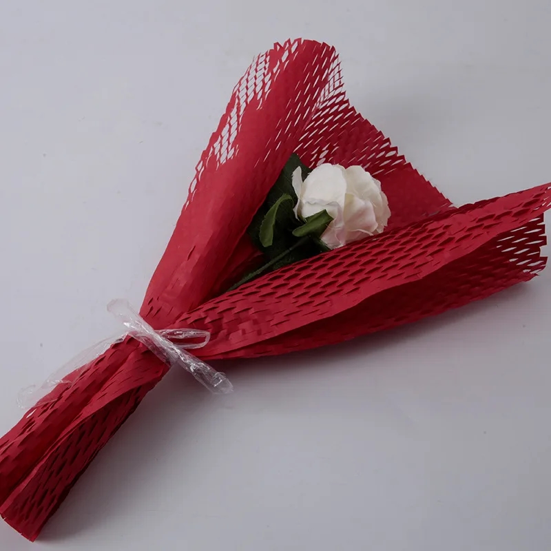 Spring packaging with honeycomb kraft paper, creating a mood