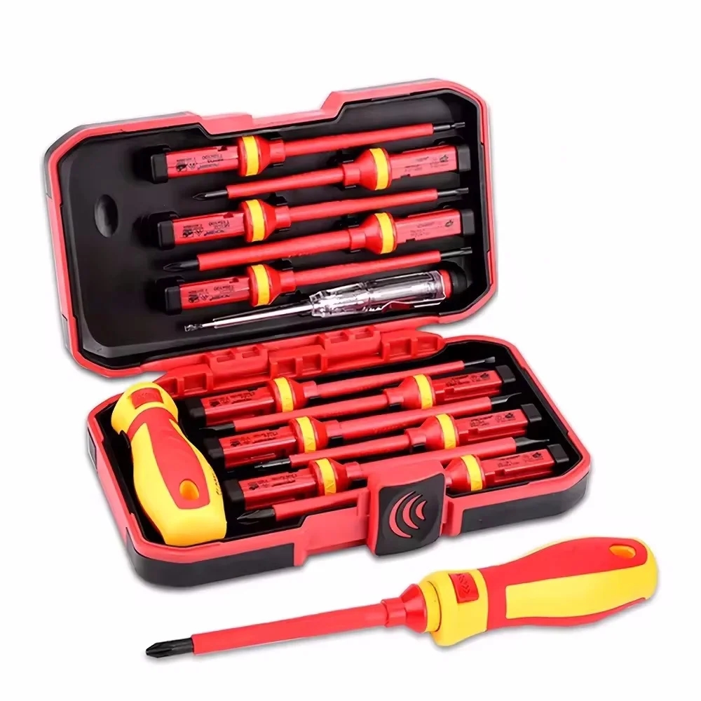 Magnetic bits providing reliable fastening