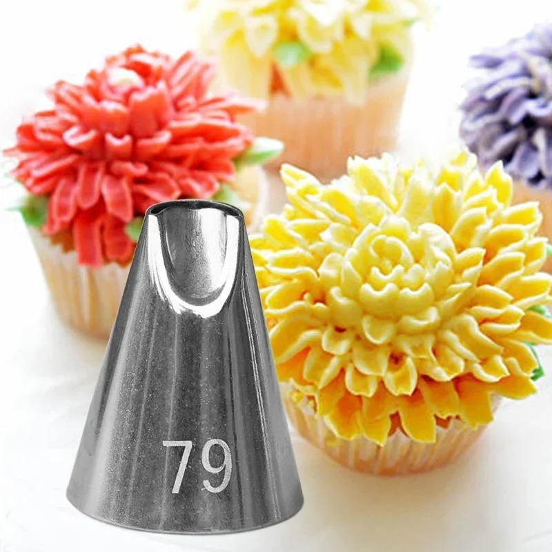 Steel tip for creating voluminous pearl patterns on cakes and cupcakes