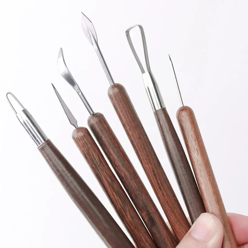 Various tools in the set for creating sculptures