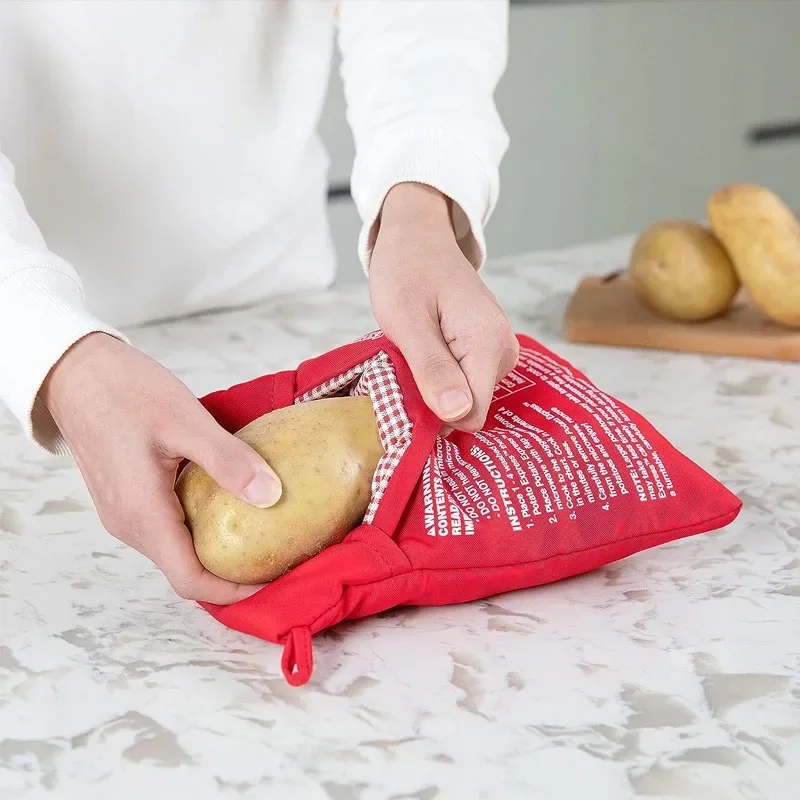 Eco-friendly bag for quick potato preparation in the microwave oven