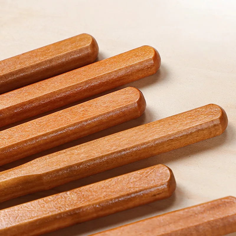 Sharp wood chisel, perfectly suited for working with softwoods