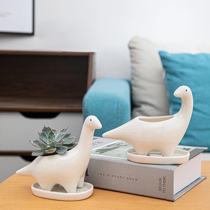 Bright plant pot that looks great on a table or windowsill