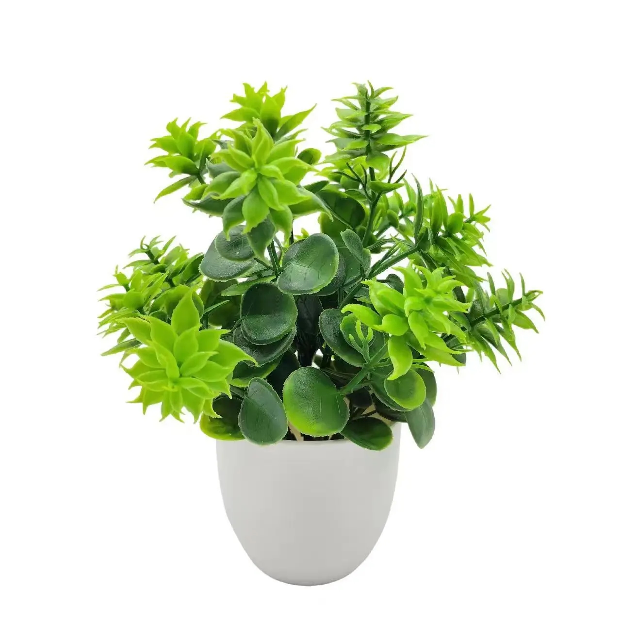 Plantas artificiais em vasos de plástico, decorando o interior da casa