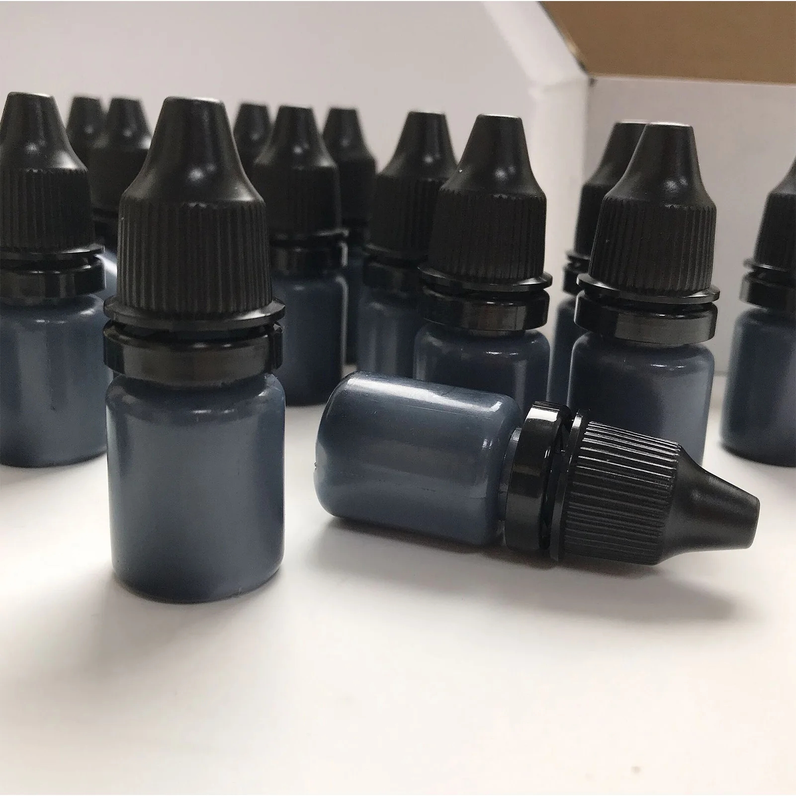 Reliable ink that is easy to apply and dries quickly