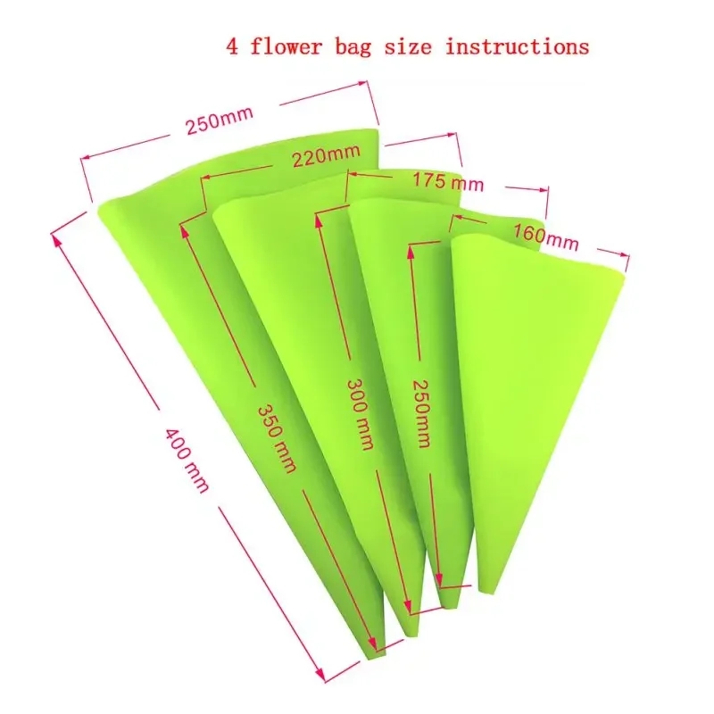 Bags for pastries suitable for various decorating techniques