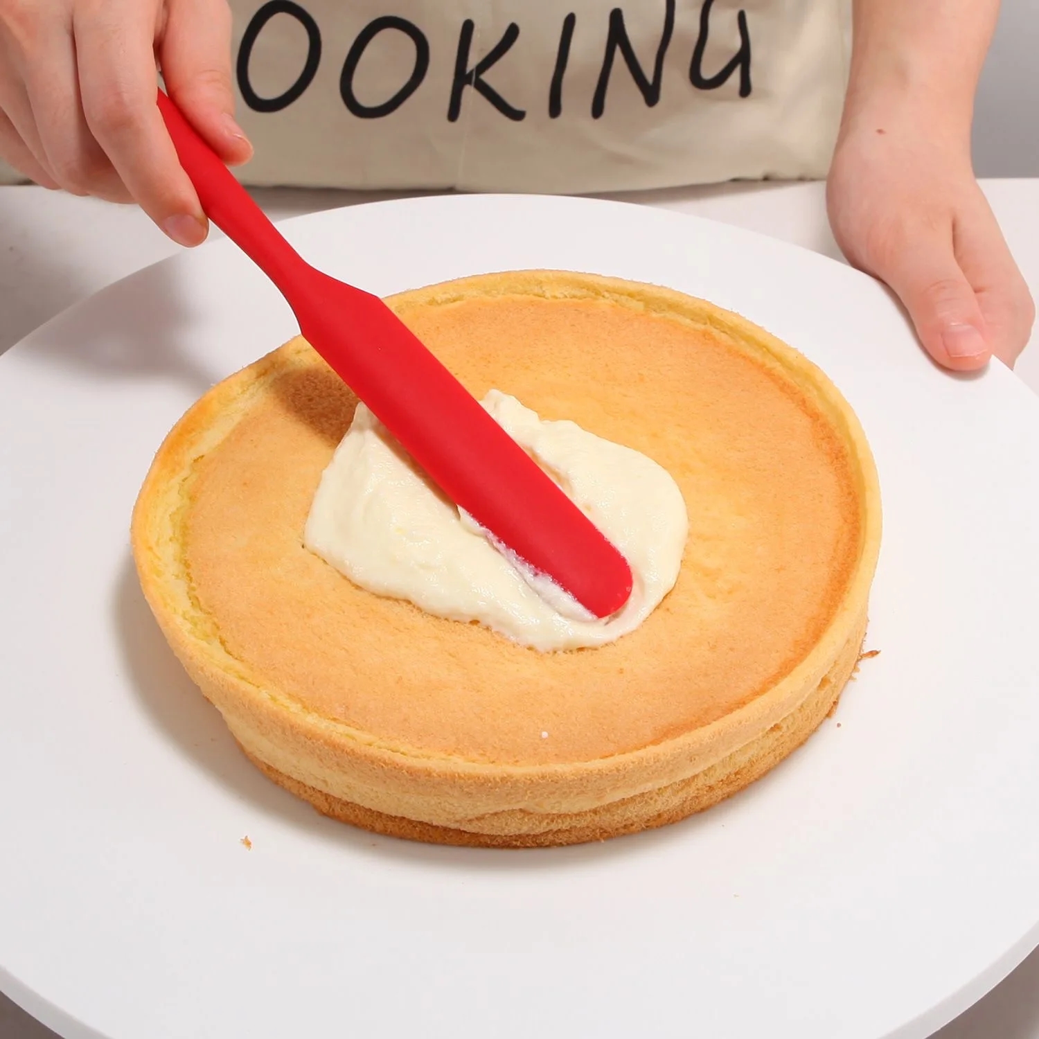 Heat resistant spatula for baking
