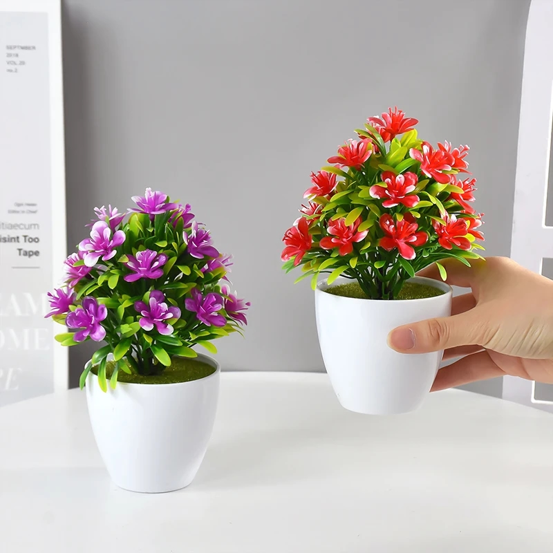 Artificial Bonsai plant as a wedding decor element