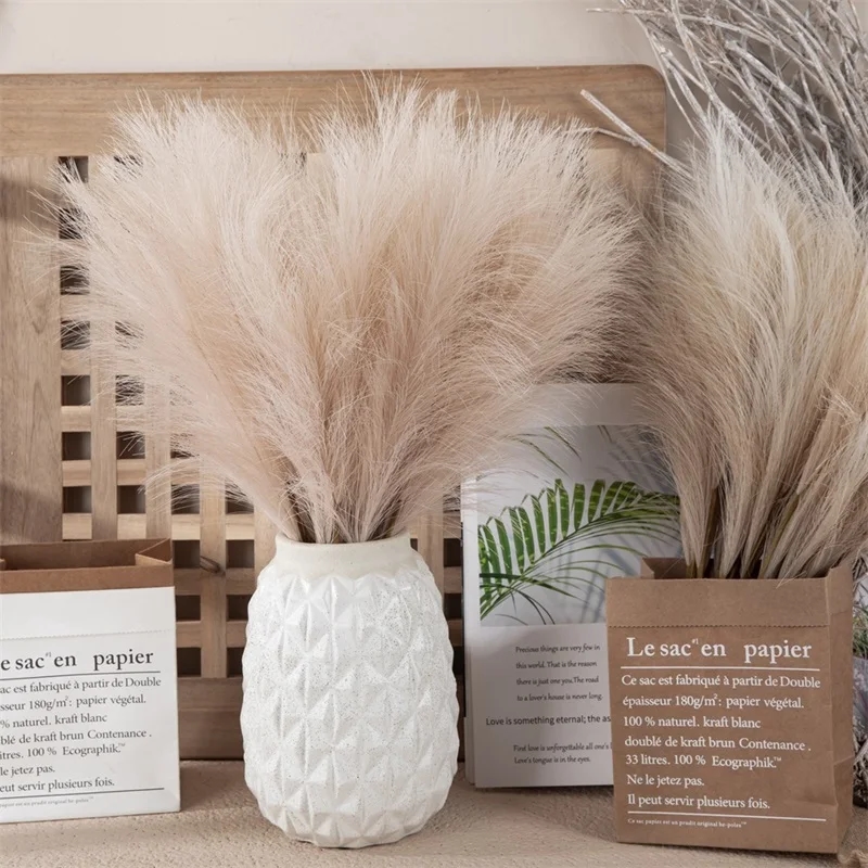 Detailed view of high-quality artificial reed flowers, creating a cozy atmosphere