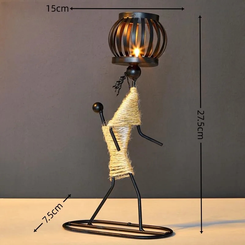 Candelabro de metal com desenho abstrato original
