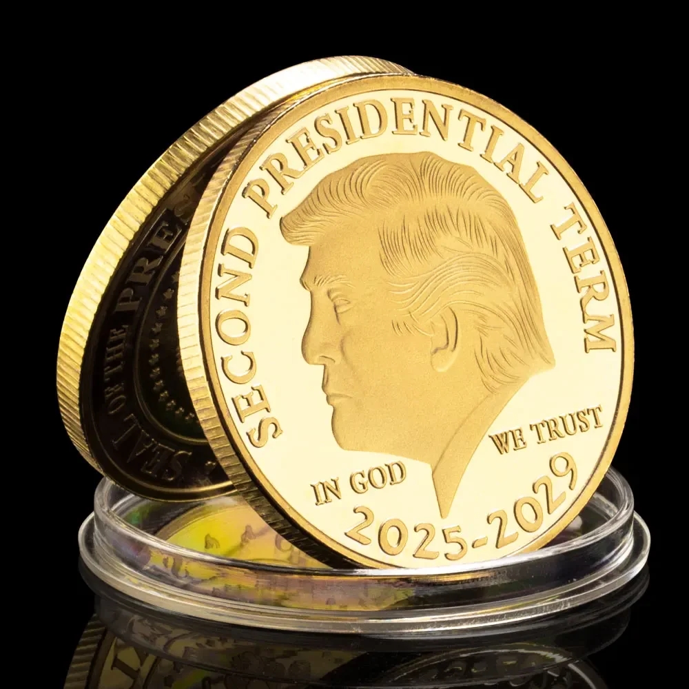Moeda com imagem detalhada de Donald Trump, perfeita para a coleção.