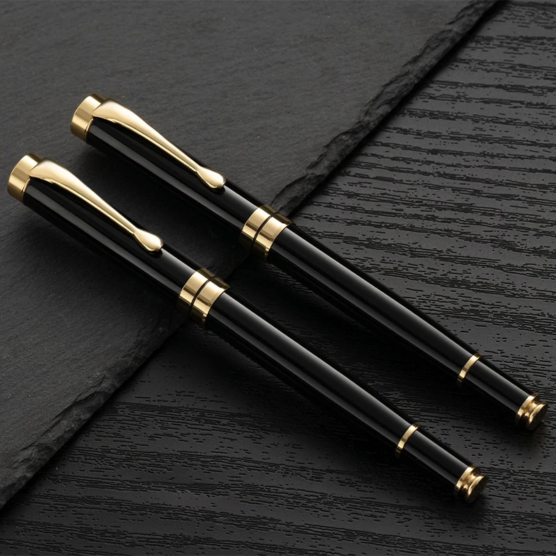 Metal pen that emphasizes the owner's status and taste