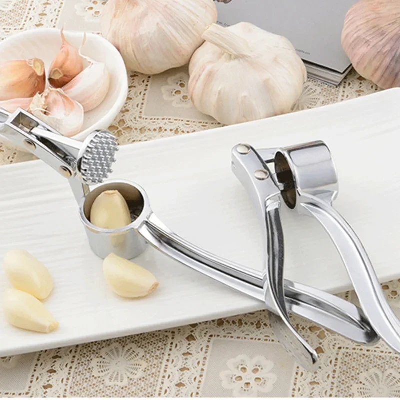 Press that easily handles garlic crushing, adds aroma to dishes