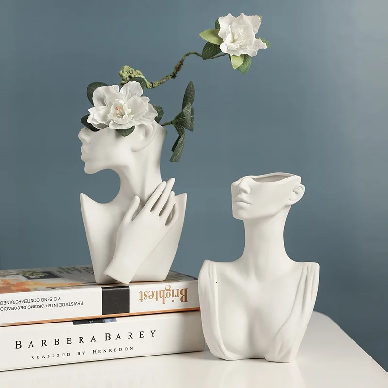 Elegant vase made of quality ceramics, perfect for any interior