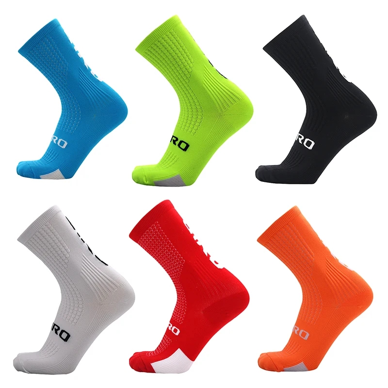 Nylon socks with bright color design, ideal for running and cycling, with ventilation holes and quality finish