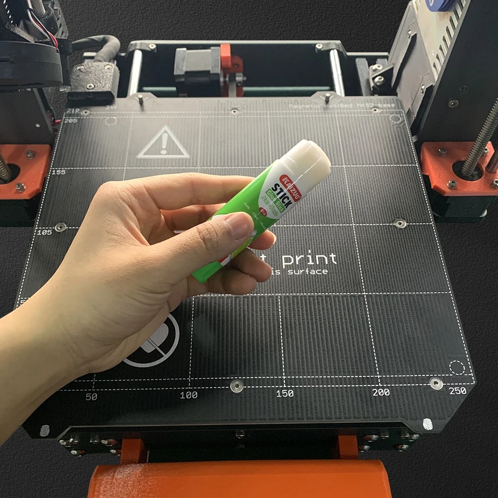 Easy removal of glue residues from 3D printer platform