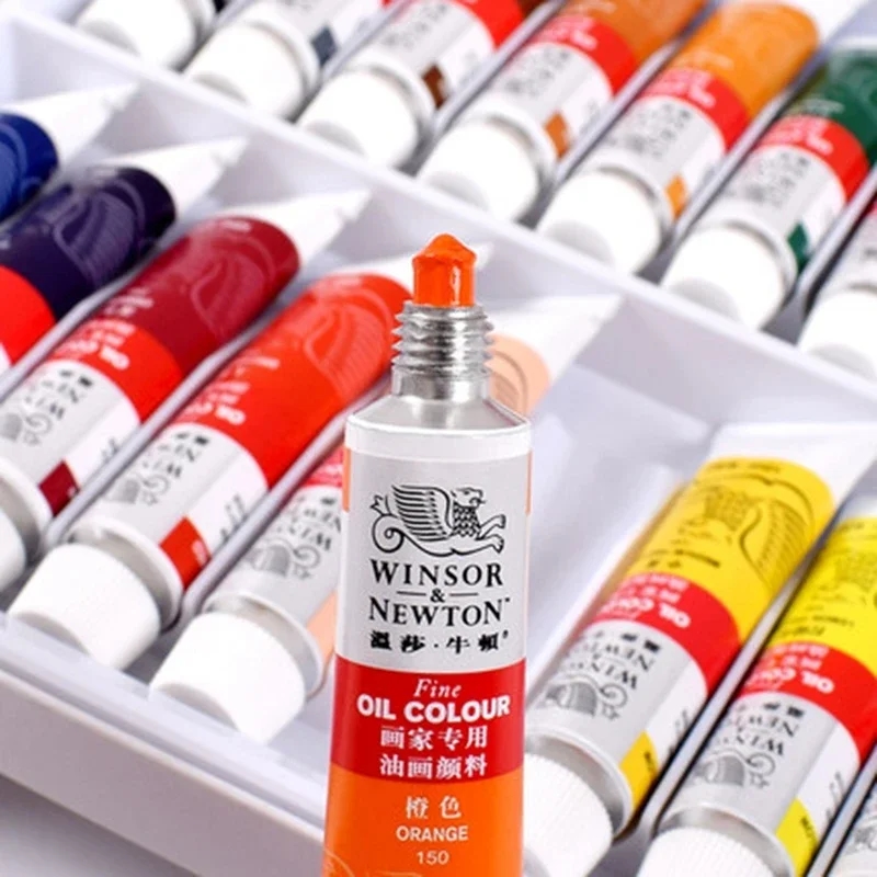 High-quality Winsor & Newton oil paints with high pigmentation