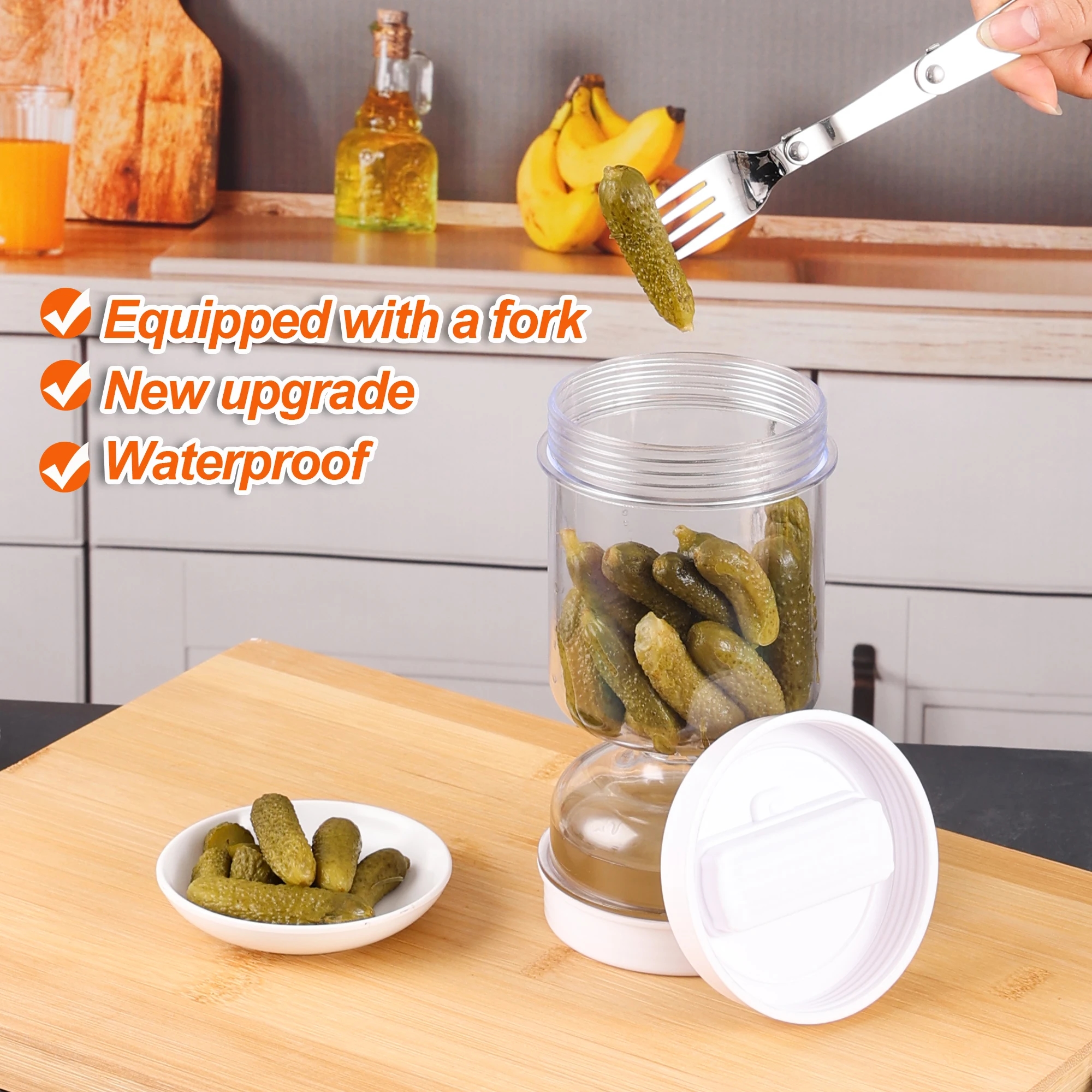 Jar with a tight lid that keeps olives fresh and prevents leaks