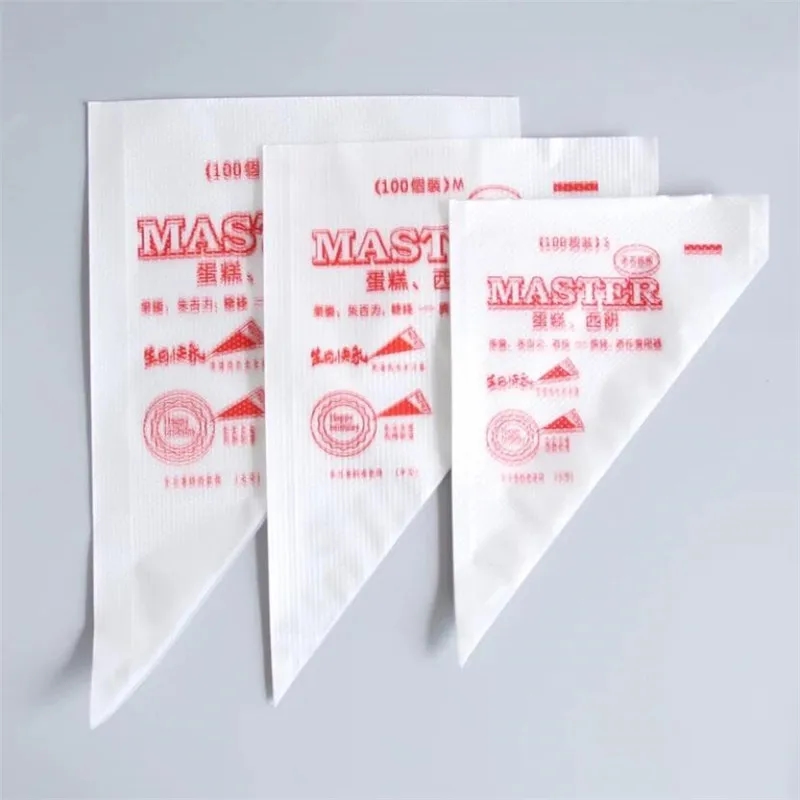Durable and reliable bags for decorating cakes and desserts