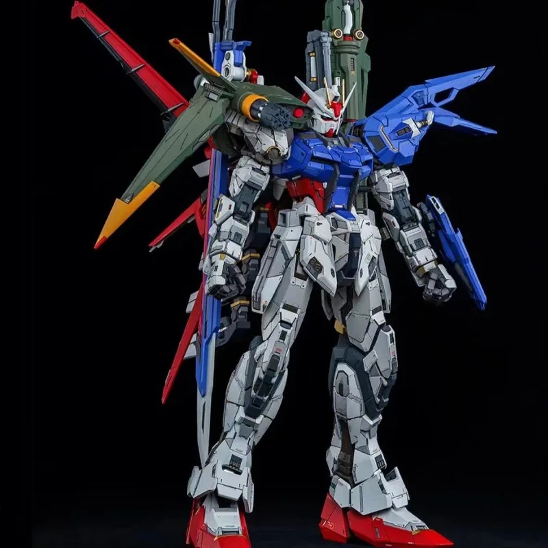 Vollständig zusammengebaute und einsatzbereite Gundam-Figur