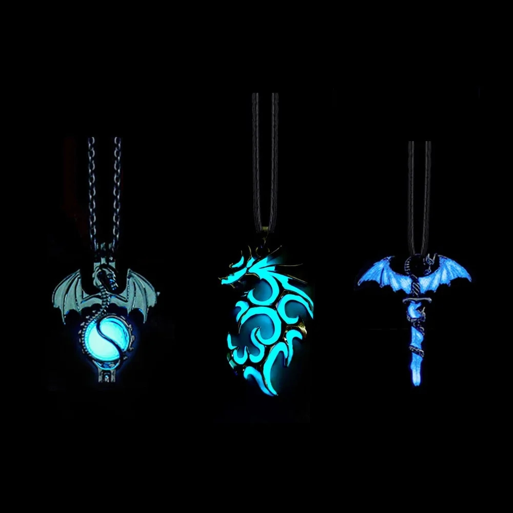Glow-in-the-dark necklace, perfect for parties and Halloween