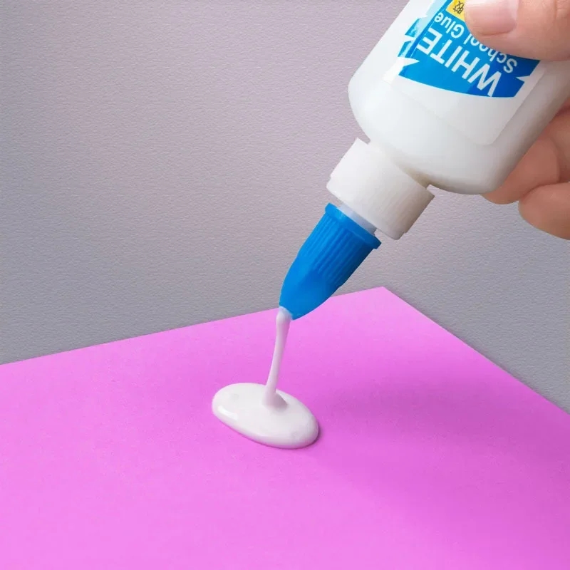 40 ml of white glue, perfect for sticking paper and cardboard