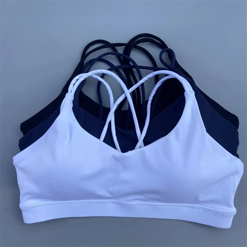Supportive sports bra with soft trim, suitable for workouts at home and in the gym, comfort and style
