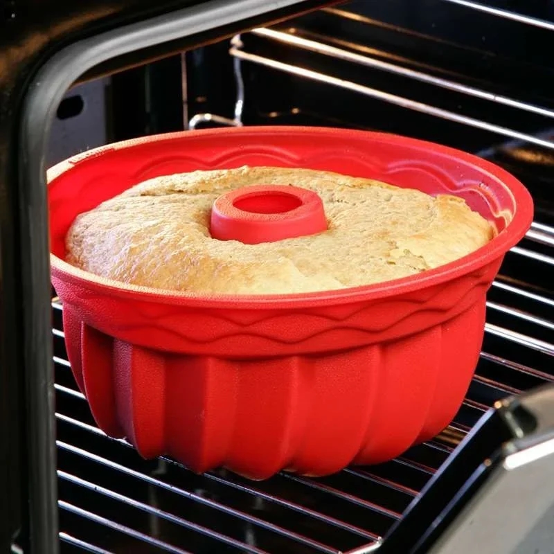 Bright silicone mold, perfectly suited for baking cupcakes and sweets