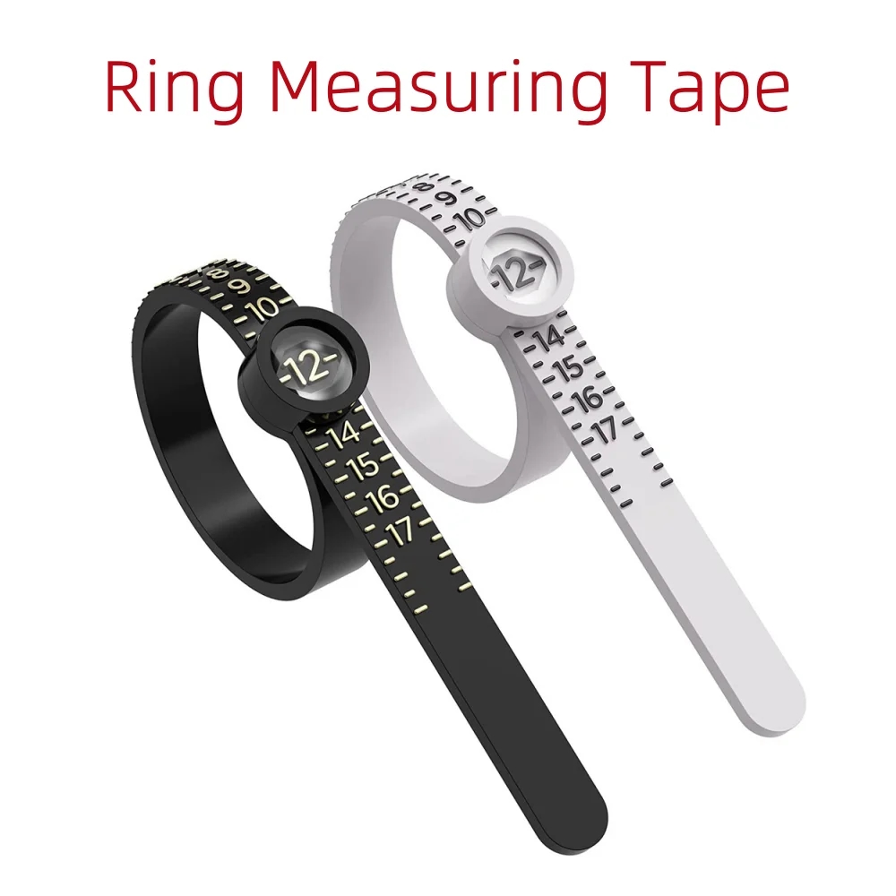 Close-up of the magnifier on the ring size gauge