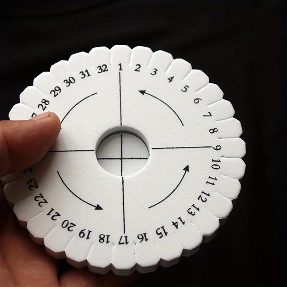 Braiding discs that provide comfort and simplicity in work
