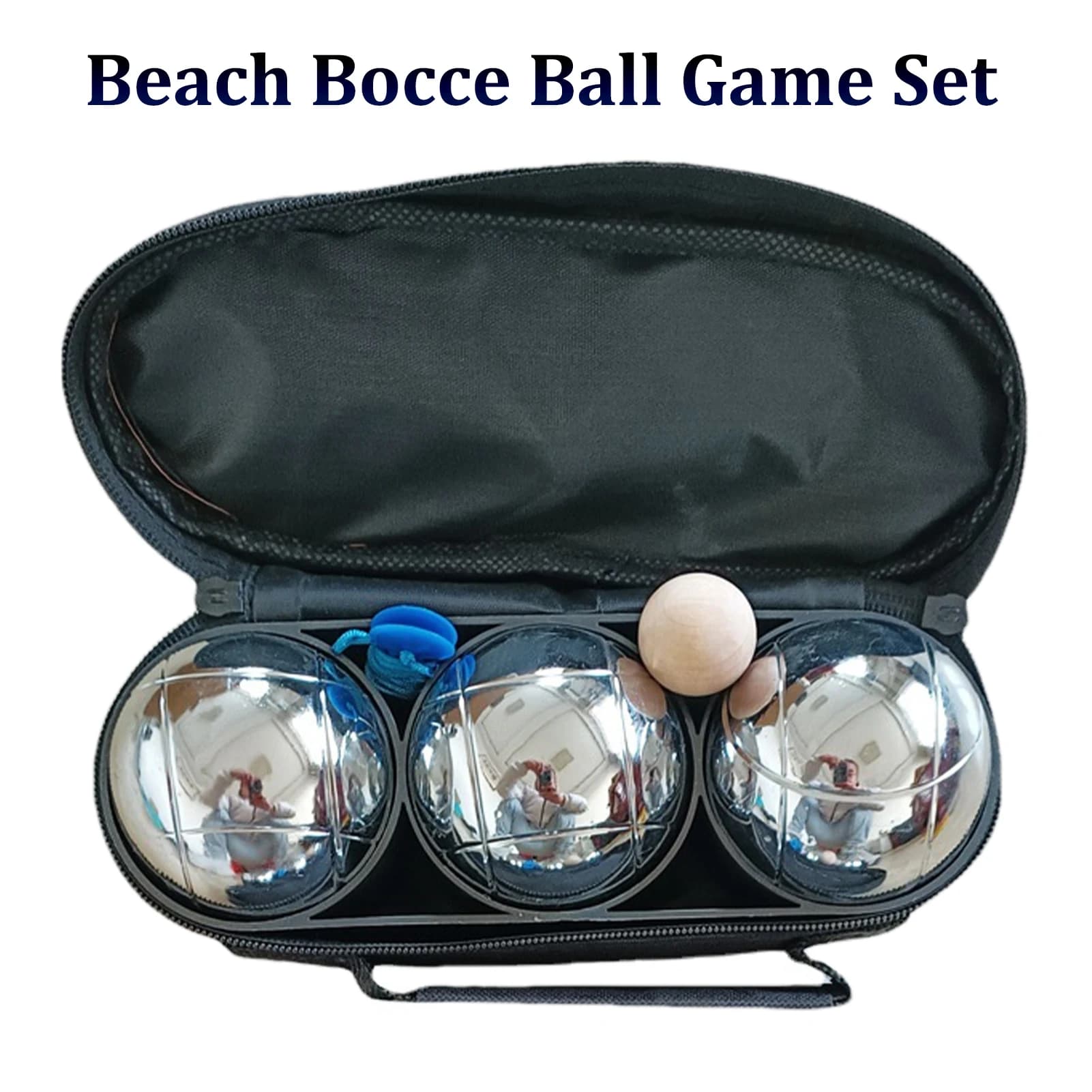 Boules set with reflective balls
